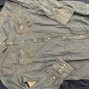 Men's Casual Denim Button Down Shirt